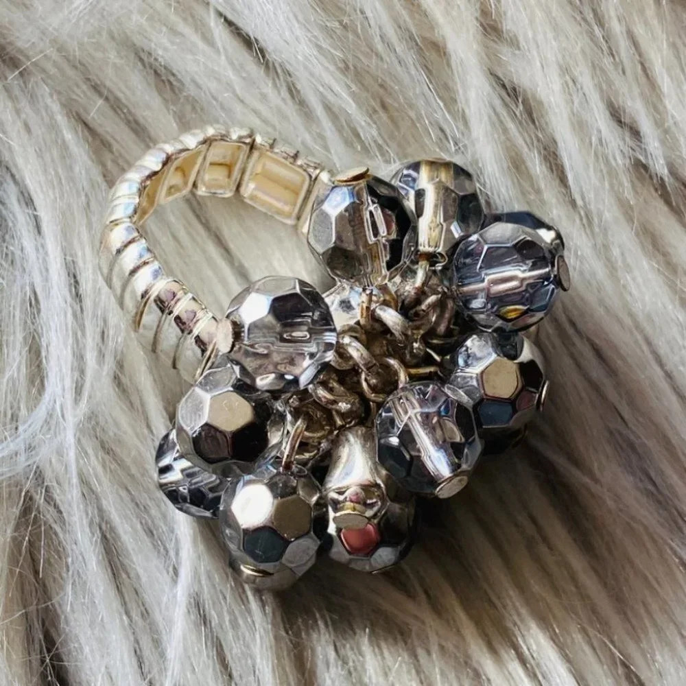 🟣 (2/$20) - Fun Large Beaded Stretch Ring - One Size - Picture 4 of 8